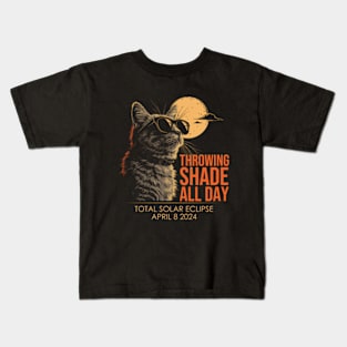 Throwing Shade All Day Total Solar Eclipse Cat Kids T-Shirt